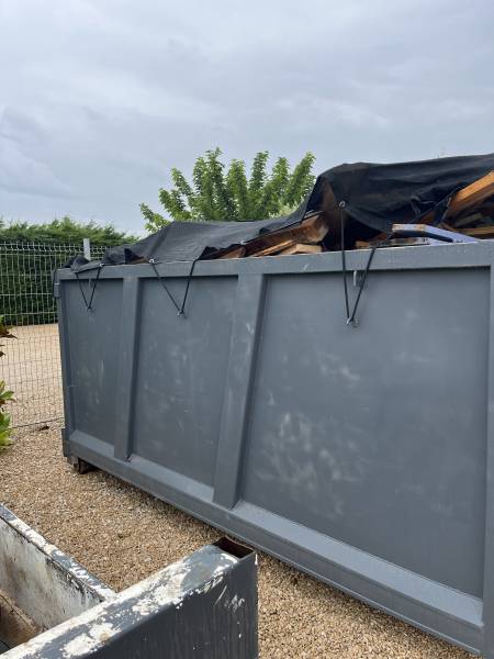 Devis pour une location de benne DIB 10 m3 à Avignon  - Loueur de benne déchets pas cher à Fontcouverte, Saint Ruf – Trillade-Nord ou Clos de l’Epi – Neuf Peyres
